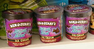 /image.axd?picture=/2010/3/PhishPresentation/mini/Phish dans mon frigo avec la glace Phish Food de Ben n Jerry s.jpg