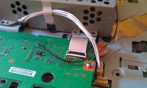 /image.axd?picture=/2011/11/YLOD/mini/02 Détail de la carte Wi-fi et de l'alimentation.jpg