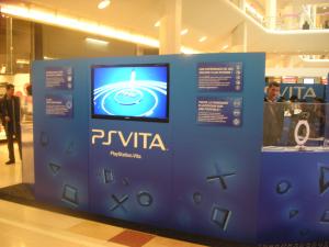 /image.axd?picture=/2012/1/EspaceVita/mini/Le stand PS Vita à la Part Dieu (3).jpg