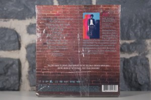Off The Wall (Deluxe Legacy) (02)