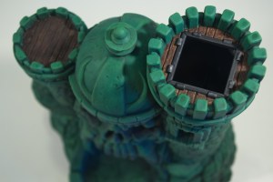 Masters of The Universe Battleground- Castle Grayskull Dice Tower (13)