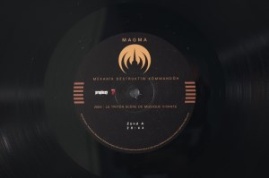 Une Histoire de Mëkanïk (Mëkanïk Dëstruktïẁ Kömmandöh 50 Ans) (35)