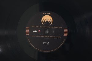 Une Histoire de Mëkanïk (Mëkanïk Dëstruktïẁ Kömmandöh 50 Ans) (36)