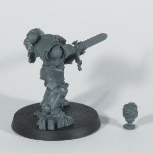 Warhammer 40,000 Combat Patrol Champion de Compagnie Primaris (03)