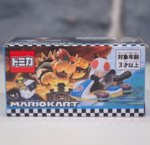 トミカ Mario Kart - キノピオ (Tomica Mario Kart Car Toad) (01)