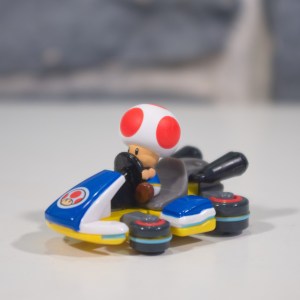 トミカ Mario Kart - キノピオ (Tomica Mario Kart Car Toad) (07)