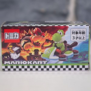 トミカ Mario Kart - ヨッシー (Tomica Mario Kart Car Yoshi) (01)