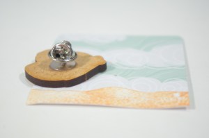 62 Soleils d'Eté - Pin's (02)