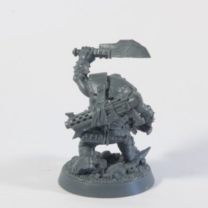 Orks - Boy (Figurine du mois août 2026) (Montage 04)
