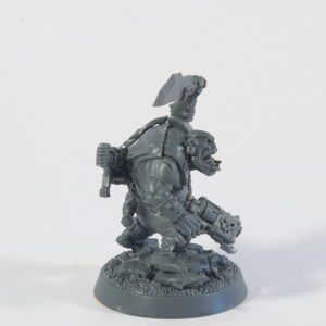 Orks - Boy (Figurine du mois août 2026) (Montage 05)
